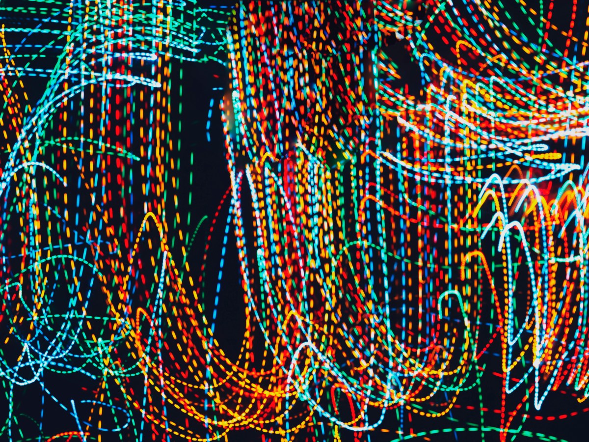 Tics et TOCs : comment la kinésiologie peut aider à apaiser le stress et réduire les&nbsp;symptômes