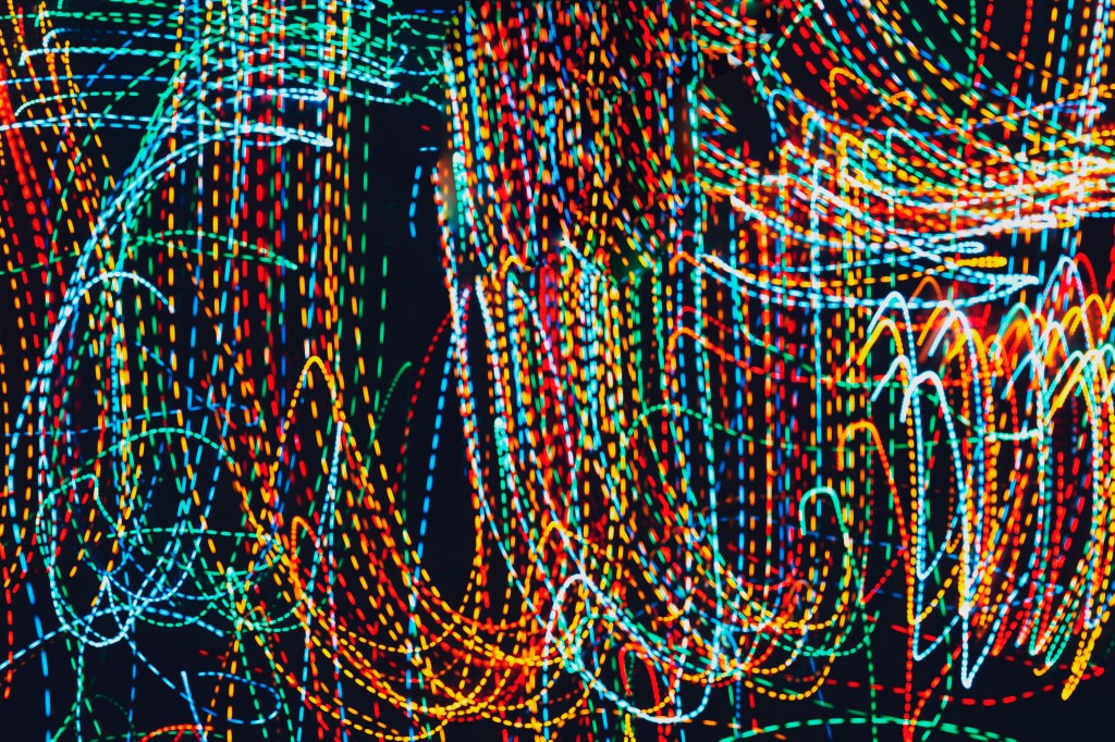 Tics et TOCs : comment la kinésiologie peut aider à apaiser le stress et réduire les&nbsp;symptômes