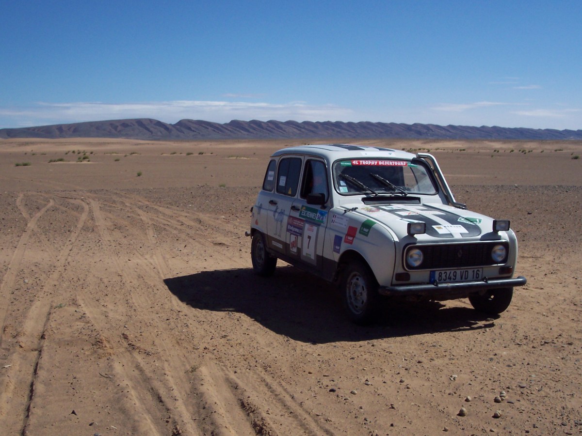 4L Trophy : un voyage initiatique entre aventure humaine, dépassement de soi et&nbsp;kinésiologie